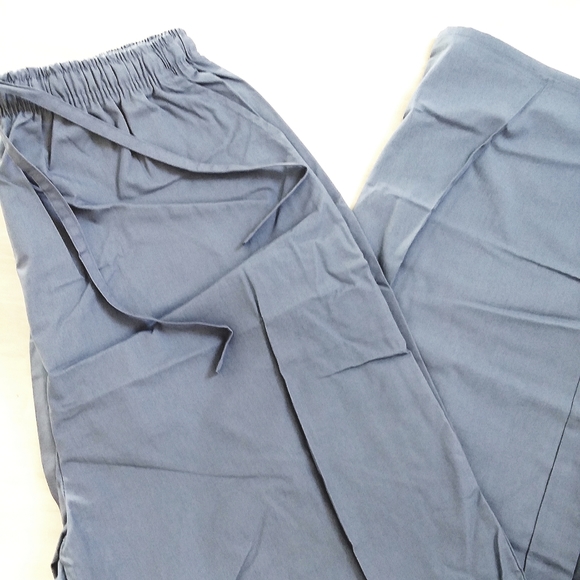 SCRUB SET/UNIFORM - Picture 5 of 5